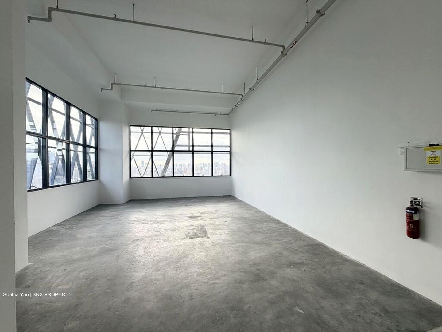 Ct Hub 2 (D12), Office #517601581